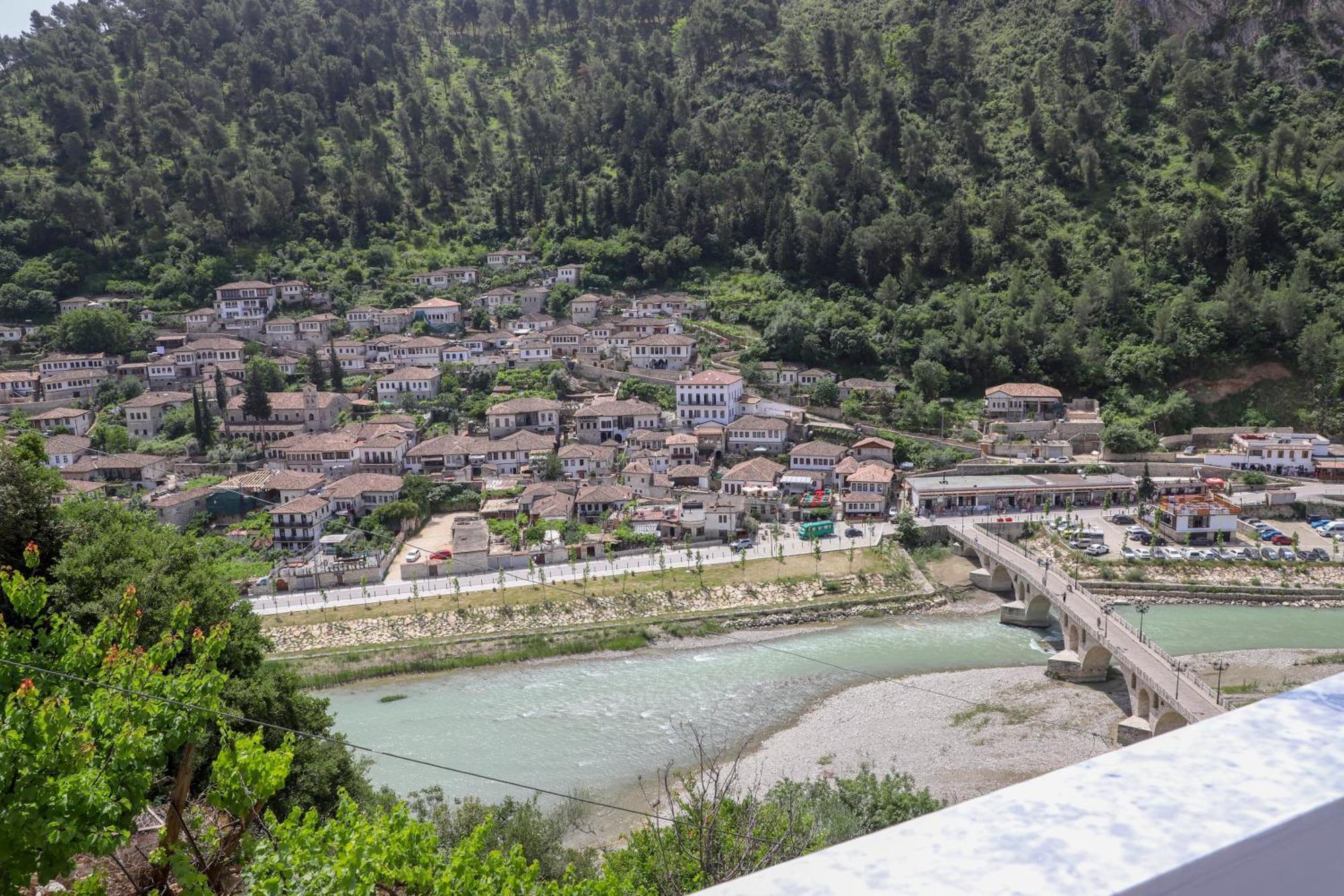 Vila Luen Berat Dış mekan fotoğraf