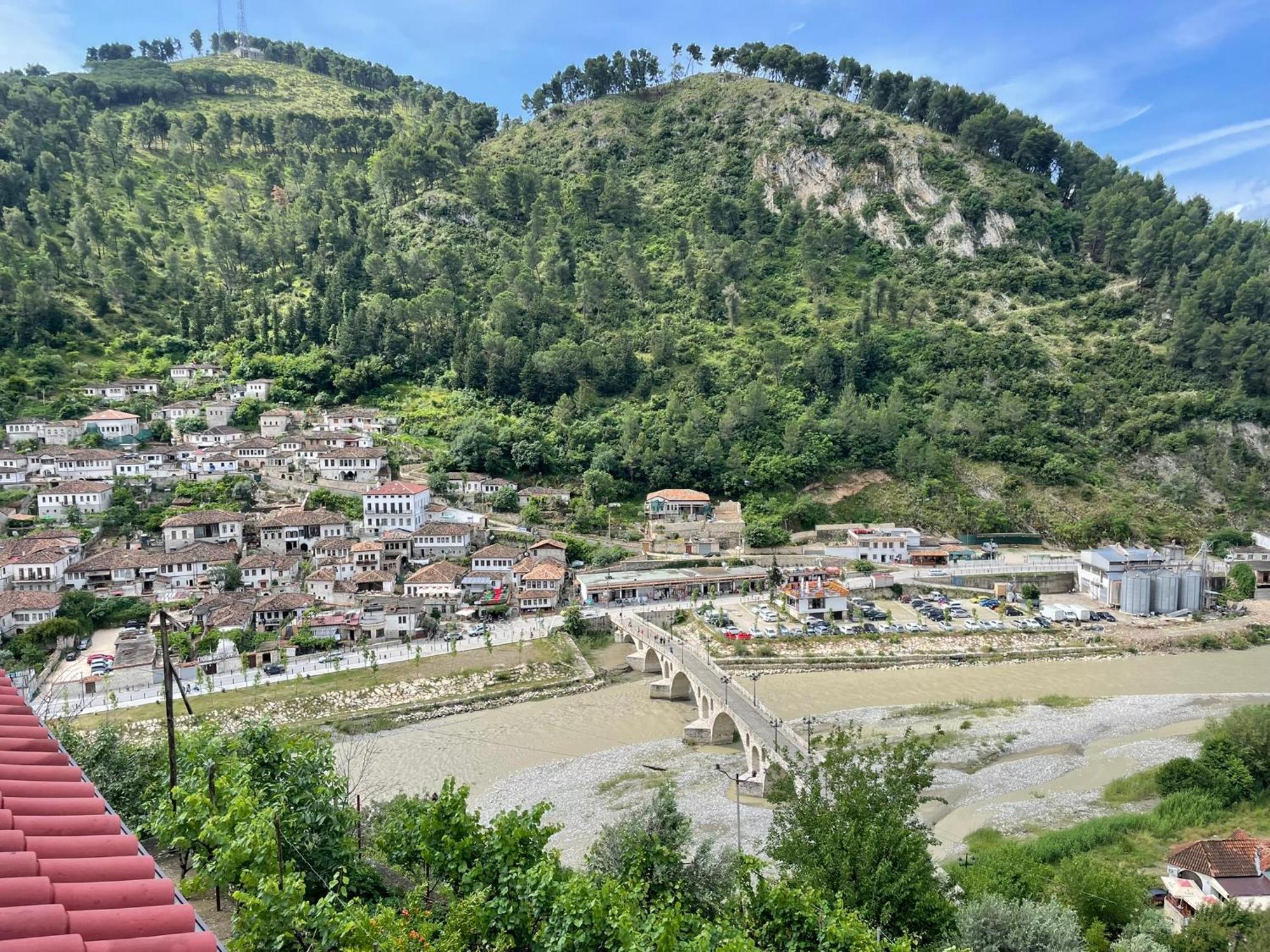 Vila Luen Berat Dış mekan fotoğraf